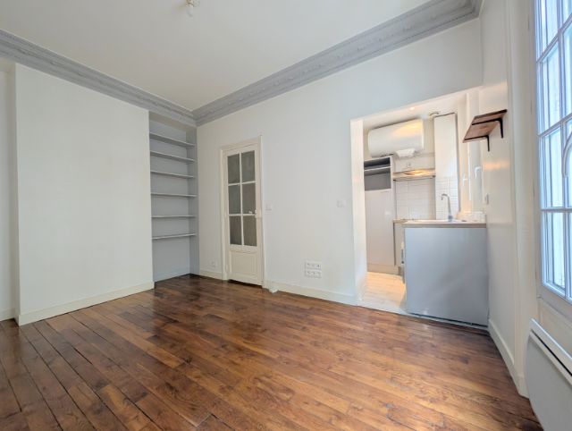 2 pièces 31m² 4