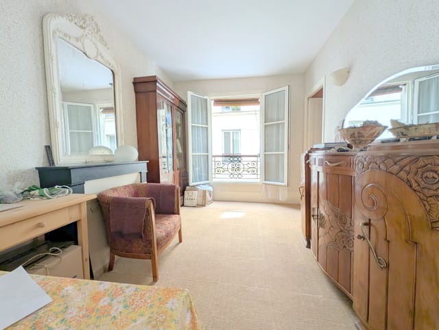 Sous compromis de vente / 2 pièces 28m² 3